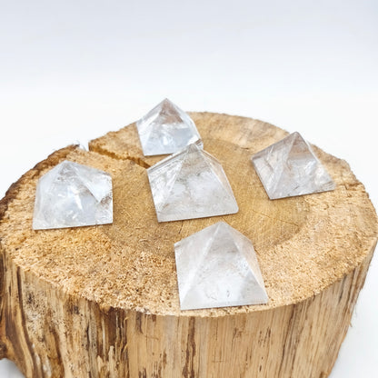 Pyramide - Cristal de roche - 2,5 cm