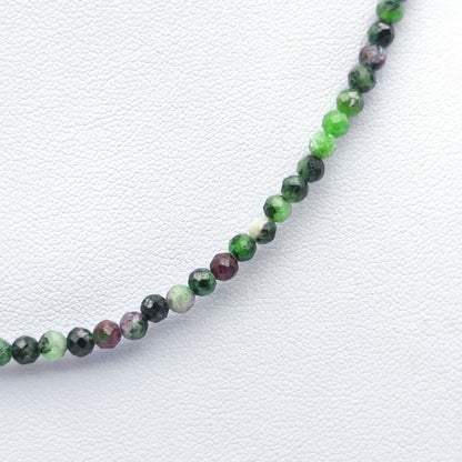 Collier perles facettées - Rubis / Zoïsite (3 mm)