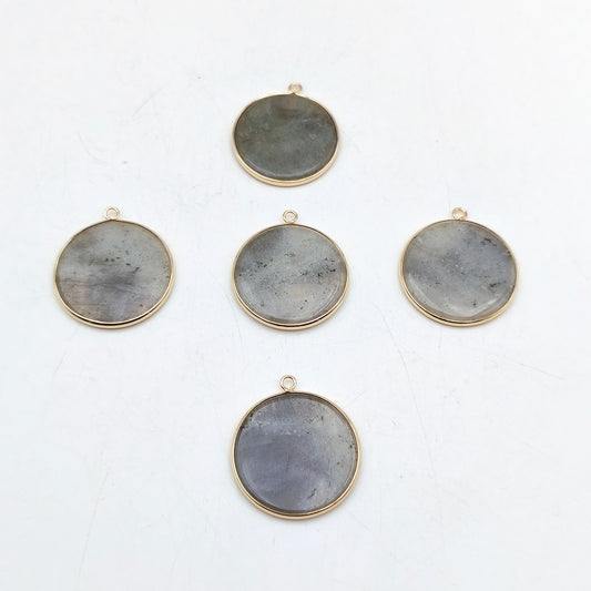 Pendentif rond serti Labradorite naturelle