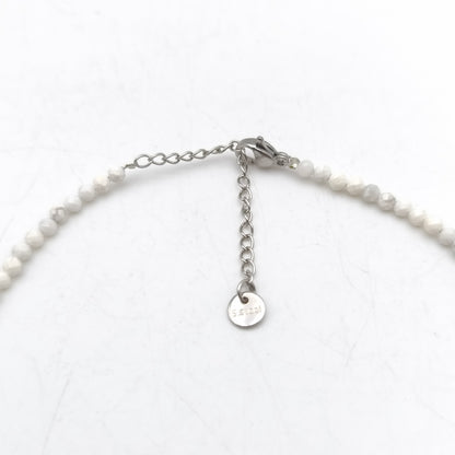 Collier perles facettées - Howlite (3 mm)