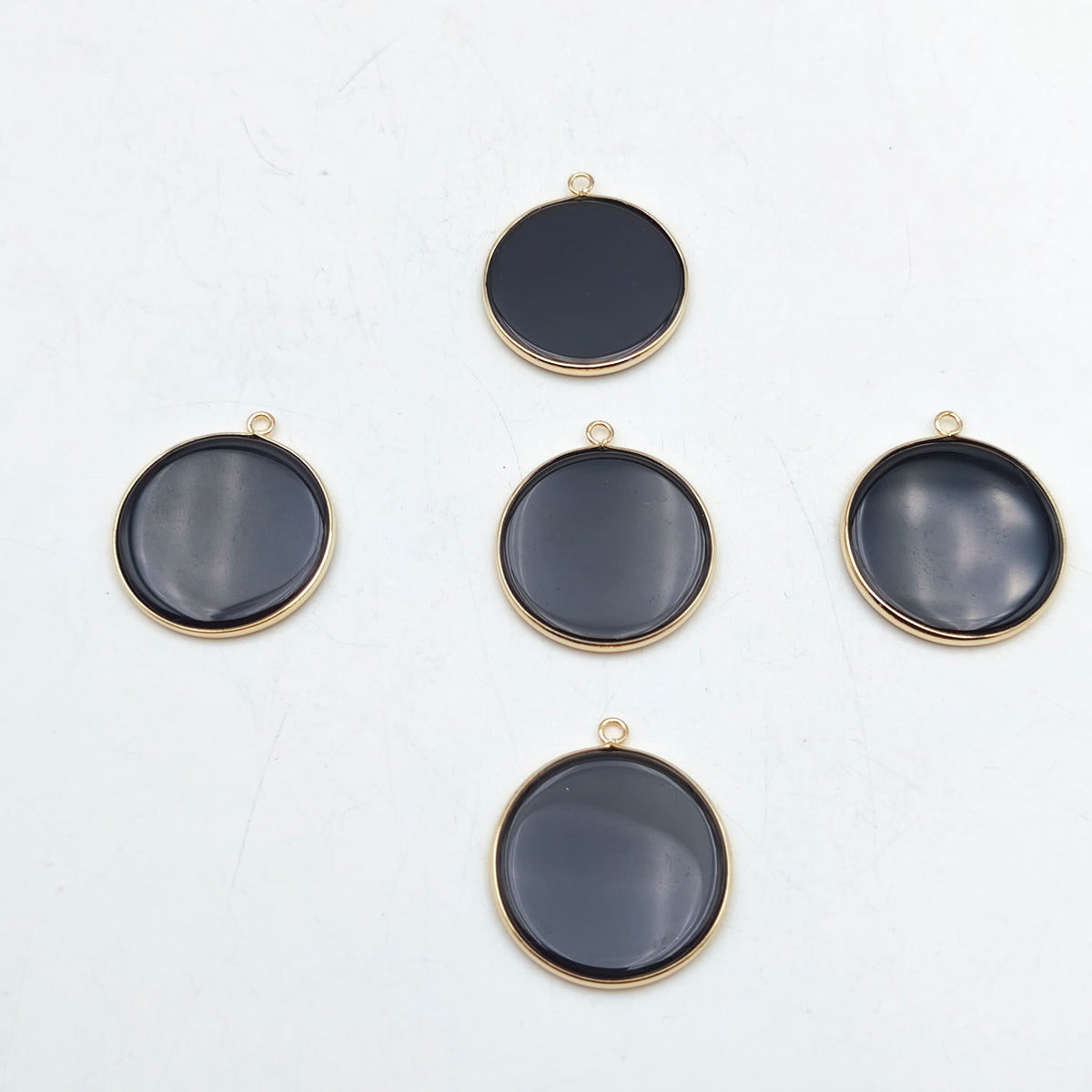 Pendentif rond serti Obsidienne noire