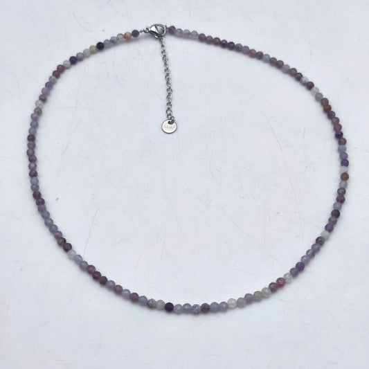 Collier perles facettées -  Lépidolite (3 mm)