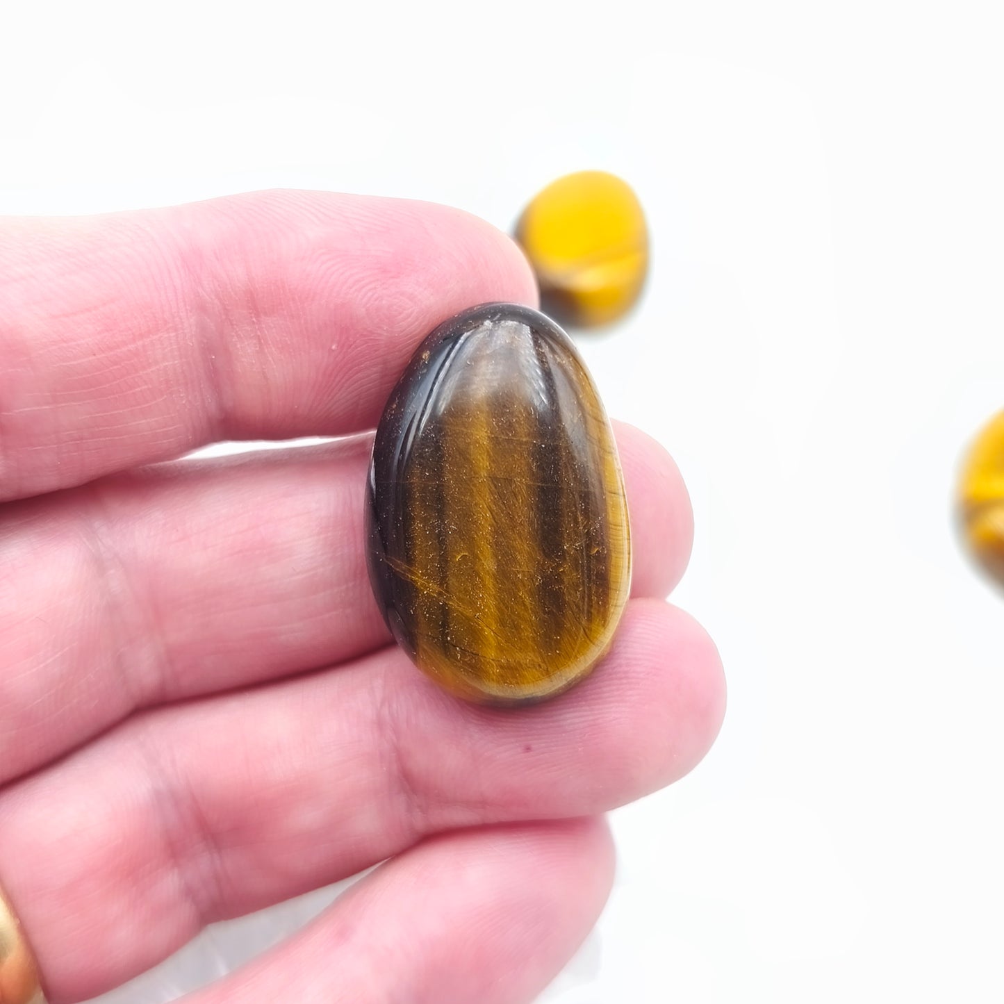 Pendentif pierre roulée percée - Oeil de tigre