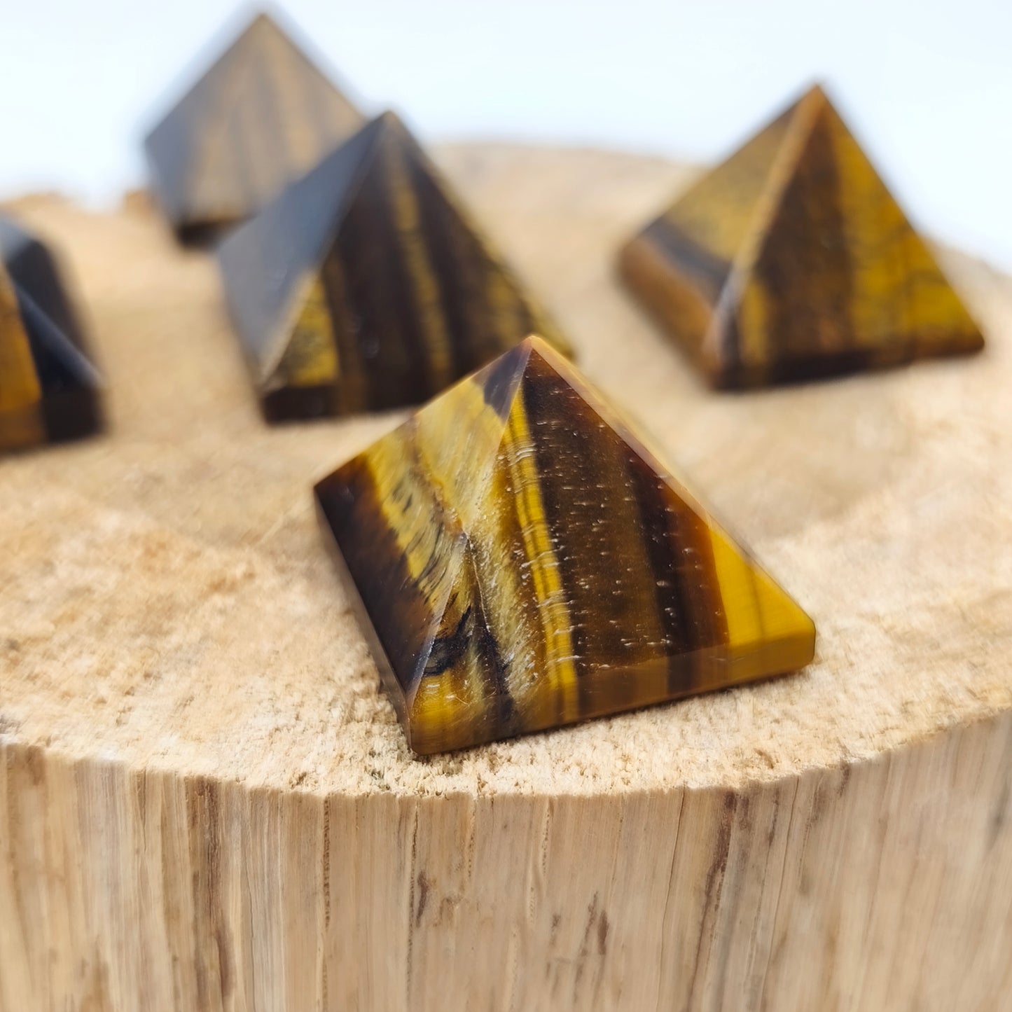 Pyramide - Oeil de tigre - 2,5 cm