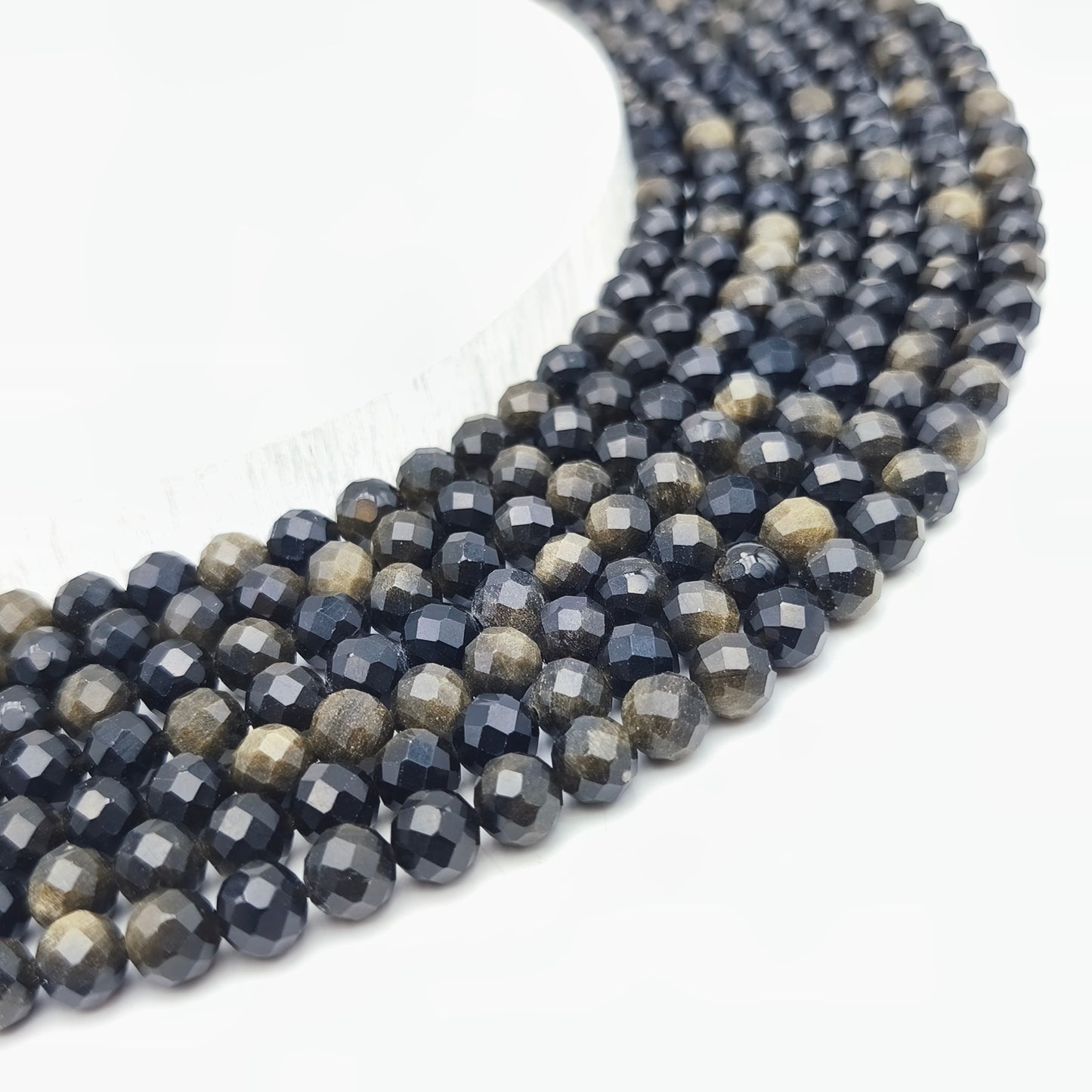 Rang de perles facettées - Obsidienne dorée (8 mm)