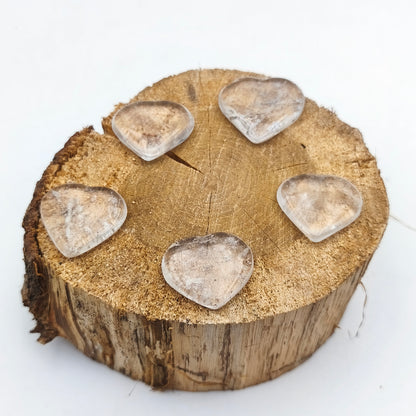 Petit Coeur PLAT- Cristal de roche - Taille M