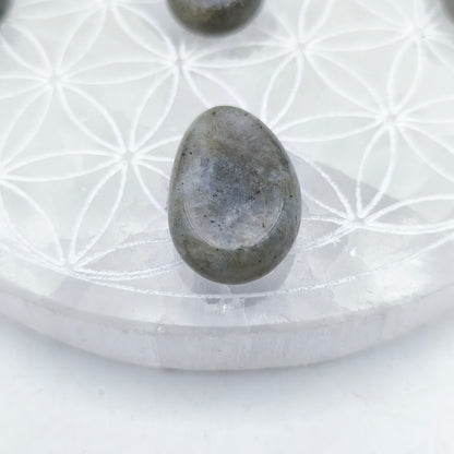 Pendentif pierre roulée percée - Labradorite