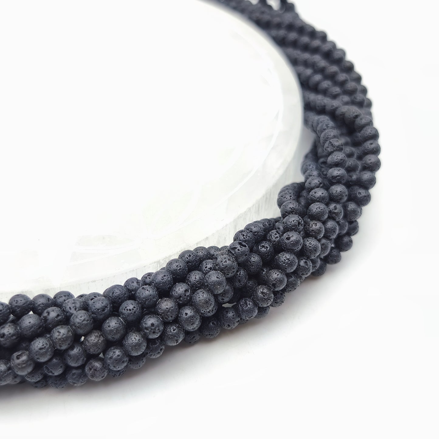 Rang de perles - Pierre de Lave (4 mm)
