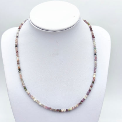 Collier perles facettées - Tourmaline multicolore (3 mm)