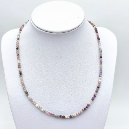 Collier perles facettées - Tourmaline multicolore (3 mm)