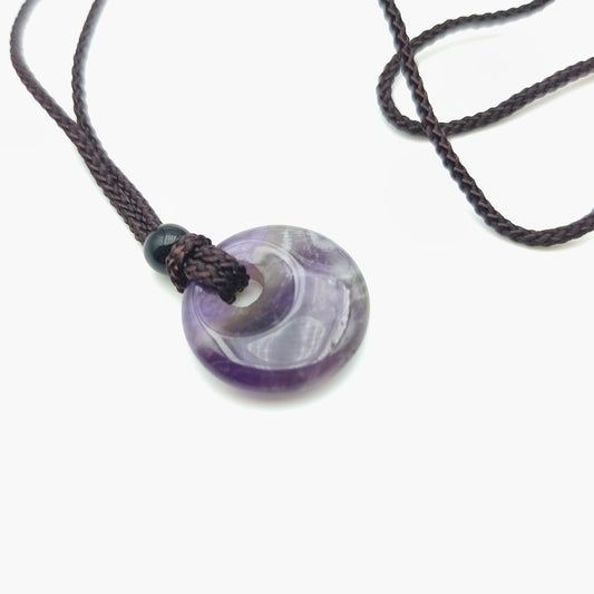 Pendentif rond 2 cm avec son cordon - Améthyste naturelle