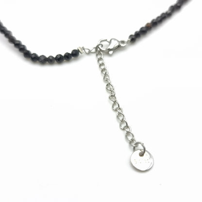 Collier perles facettées - Tourmaline noire (3 mm)