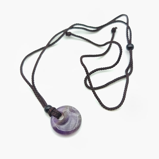 Pendentif rond 2 cm avec son cordon - Améthyste naturelle