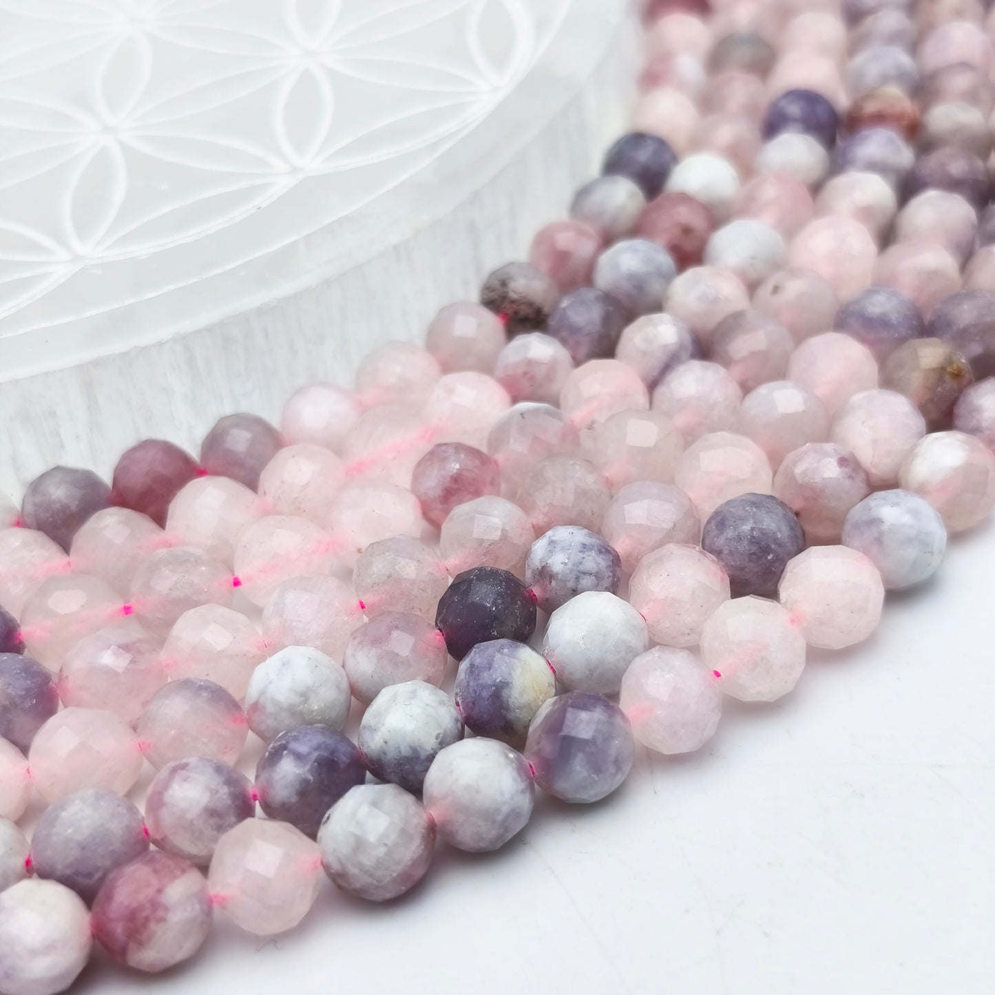 Rang de perles facettées - Tourmaline rose (8 mm)