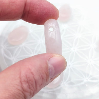 Pendentif pierre roulée percée - Quartz rose
