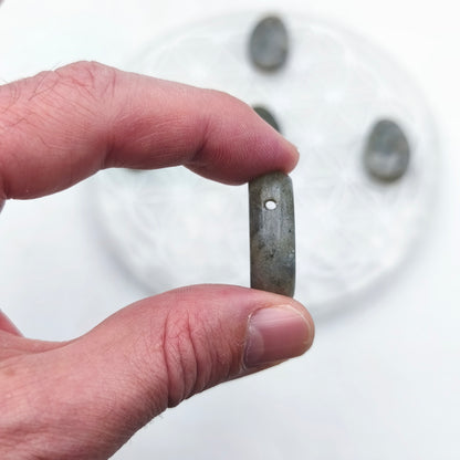 Pendentif pierre roulée percée - Labradorite
