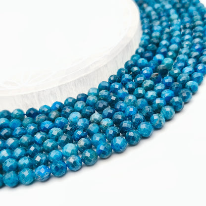 Rang de perles facettées - Apatite (8 mm)