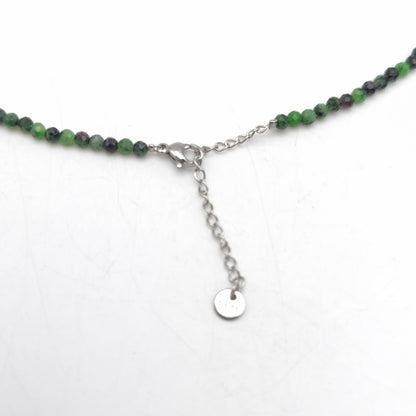 Collier perles facettées - Rubis / Zoïsite (3 mm)