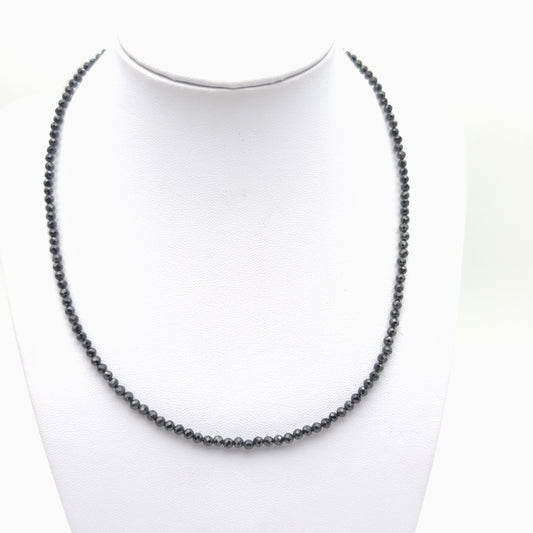 Collier perles facettées - Spinelle (3 mm)