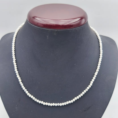 Collier perles facettées - Howlite (3 mm)