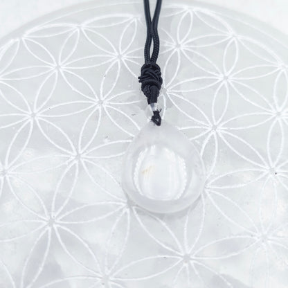 Pendentif poire avec son cordon - Cristal