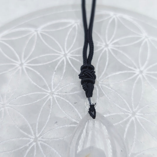 Pendentif poire avec son cordon - Cristal