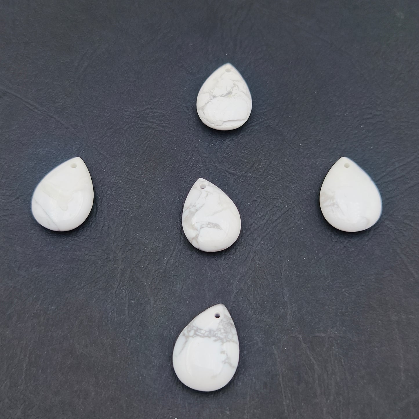 Pendentif Goutte Howlite